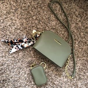 Steve Madden Green Crossbody